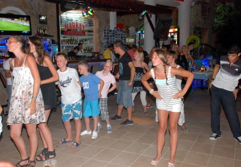 Club Dena Aparthotel Marmaris Exterior photo
