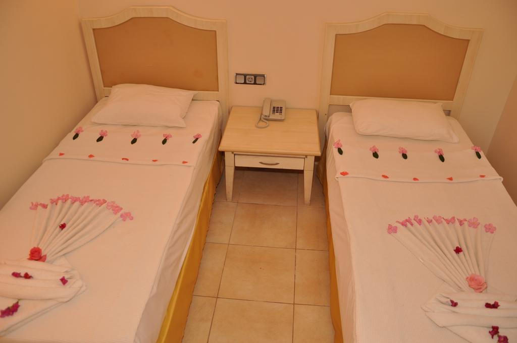 Club Dena Aparthotel Marmaris Room photo