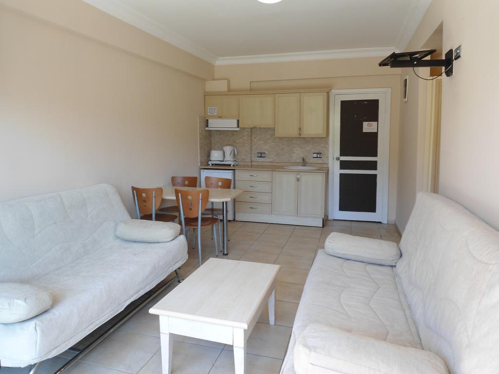 Club Dena Aparthotel Marmaris Room photo