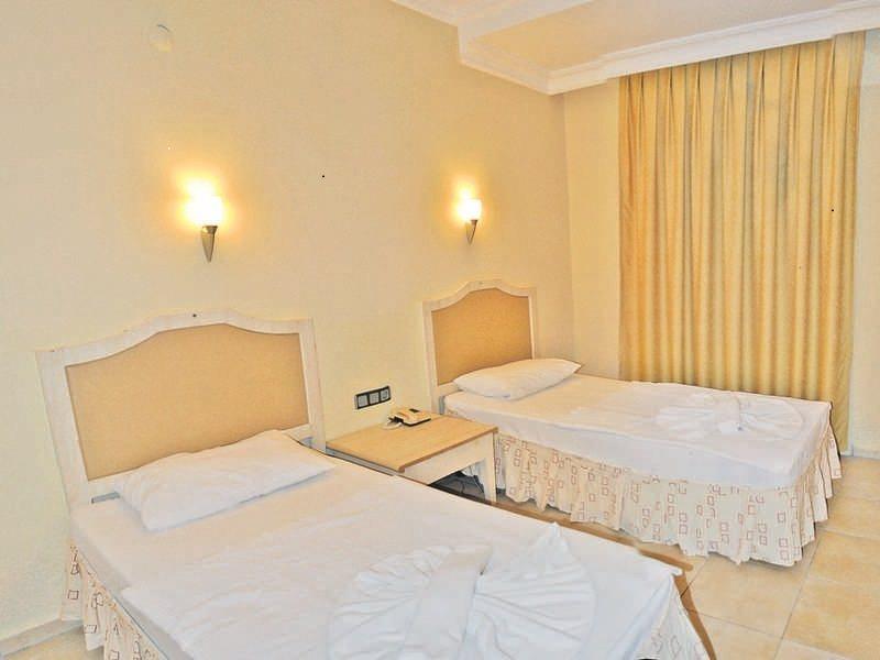 Club Dena Aparthotel Marmaris Exterior photo