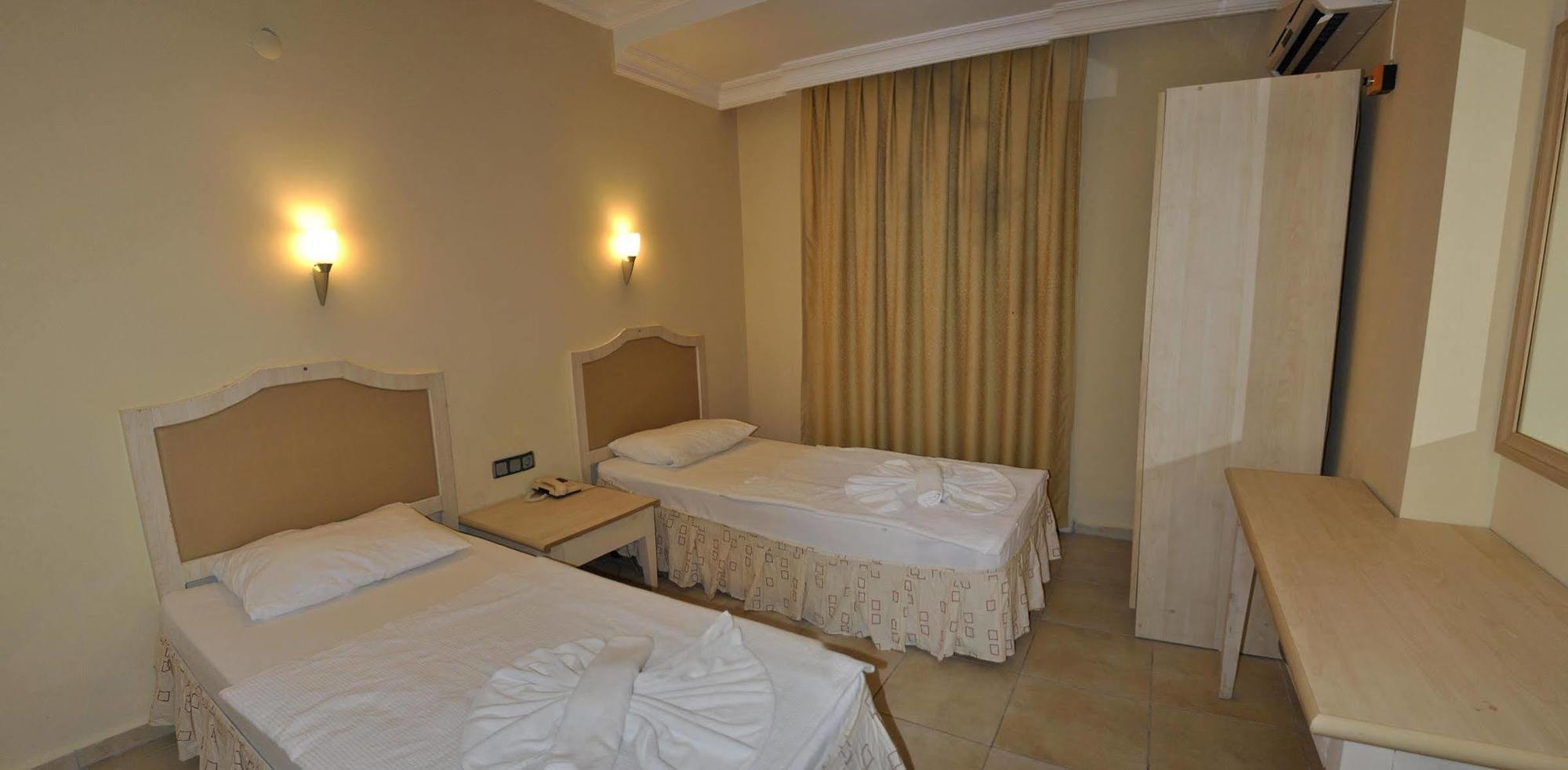 Club Dena Aparthotel Marmaris Exterior photo