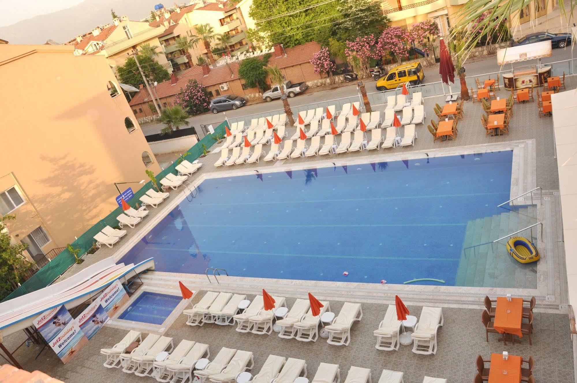 Club Dena Aparthotel Marmaris Exterior photo