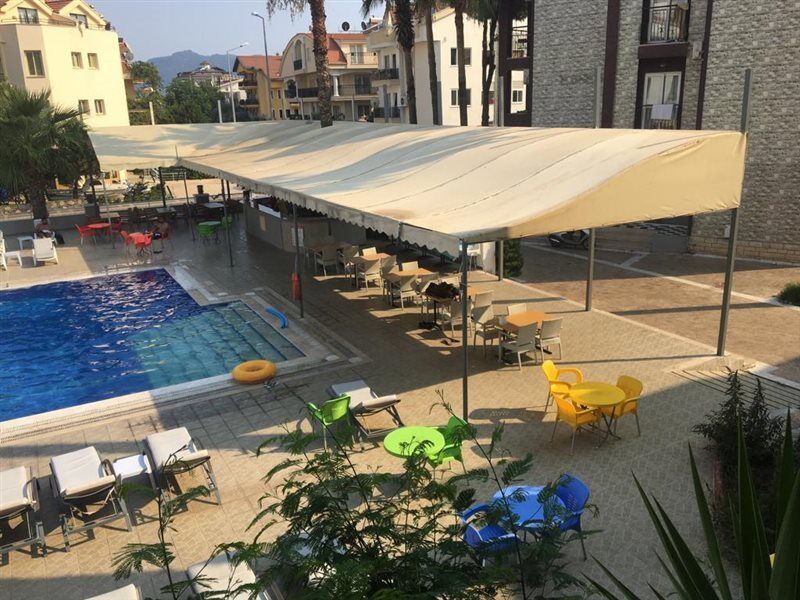 Club Dena Aparthotel Marmaris Exterior photo